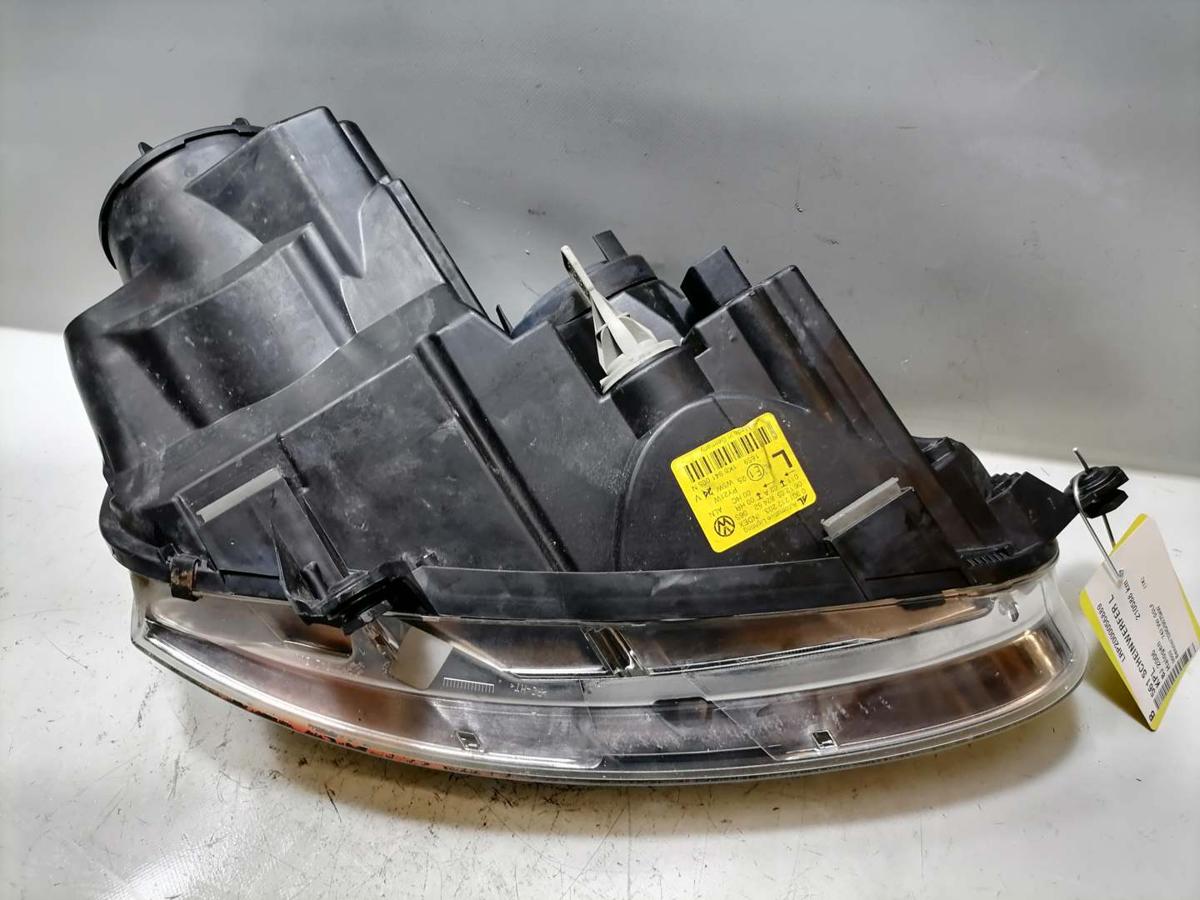 VW Golf 5 Bj.2006 original Scheinwerfer vorn links Halogen VW Golf 5 Bj.2006 original Scheinwerfer vorn links Halogen